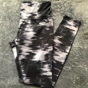 Skechers Performance Division GoDri Legging